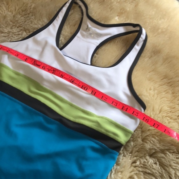 Workout tank top size M - Picture 6 of 7